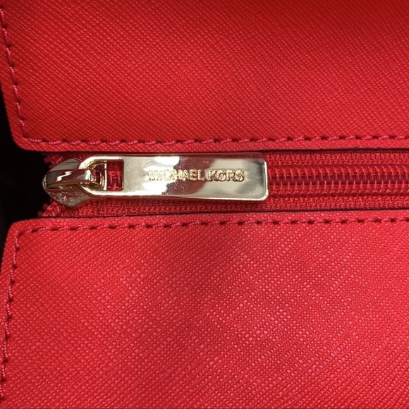 Michael Kors Jet Set Travel Small Leather Top Zip Shoulder Tote Handbag - Picture 9 of 16